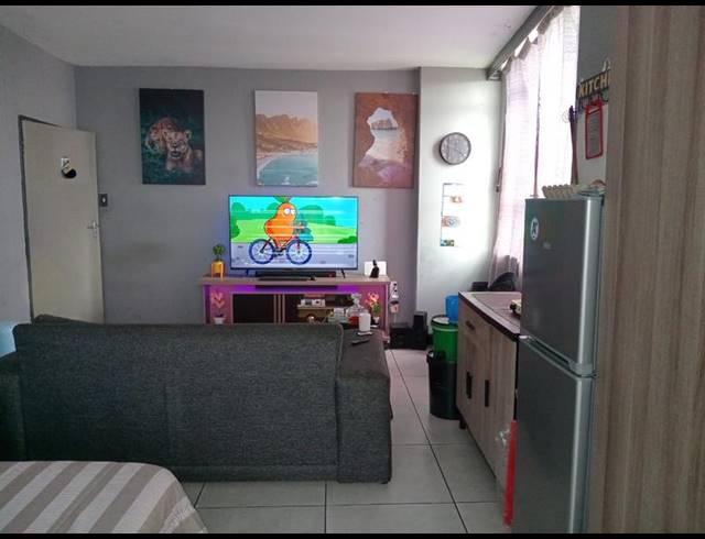 3 BEDROOM APARTMENT FOR SALE IN SUNNYSIDE